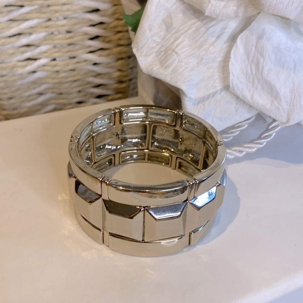 Vintage French Connection chunky silver tone wide stretch bangle